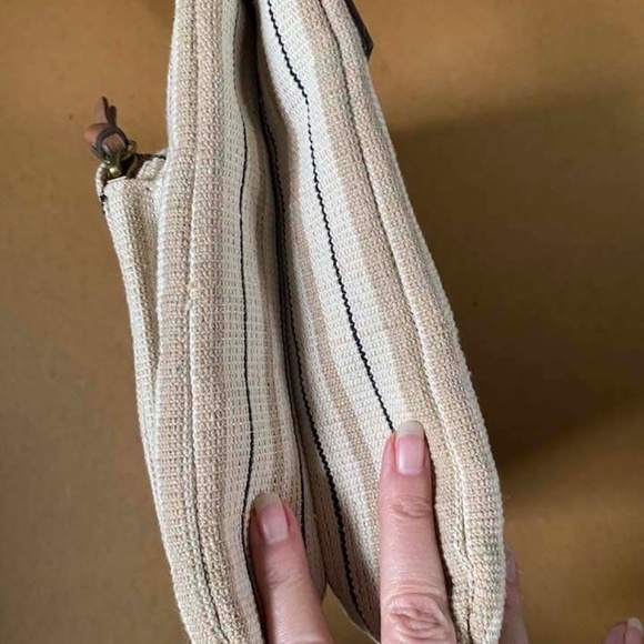 Striped Summer Shoulder Bag - Picture 10 of 11